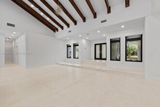 7460 SW 179th St in Palmetto Bay, FL - Building Photo - Building Photo