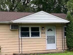 3819 Clifton Ave in Lorain, OH - Building Photo - Building Photo