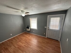 2415 Eberlein Ave in Klamath Falls, OR - Building Photo - Building Photo