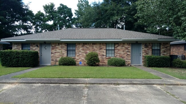 121 Debra Ln, Unit 121