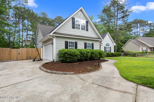 106 Rita Ln in Hampstead, NC - Building Photo - Building Photo