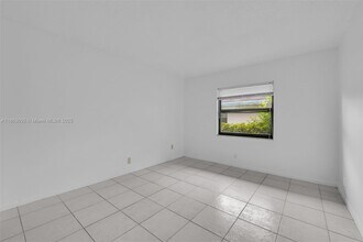 1451 NW 19th St in Fort Lauderdale, FL - Building Photo - Building Photo