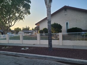 9149 Croce Dr in Fontana, CA - Building Photo - Building Photo