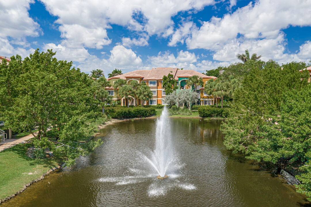 Manatee Bay in Boynton Beach, FL - Building Photo