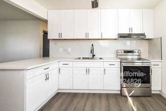 130 Elm St in Roseville, CA - Building Photo - Building Photo