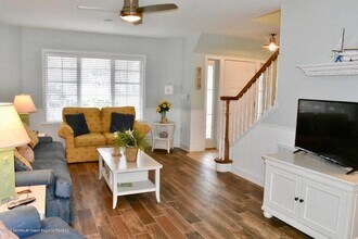 613 Monmouth Ave in Spring Lake, NJ - Building Photo - Building Photo