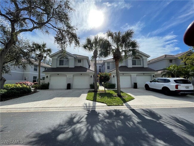 25232 Pelican Creek Cir in Bonita Springs, FL - Building Photo - Building Photo