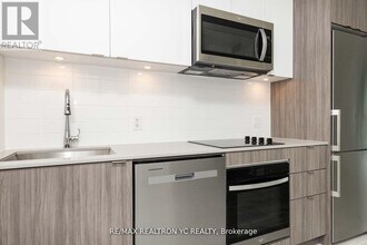 135-1135 Lower Sherbourne St in Toronto, ON - Building Photo - Building Photo