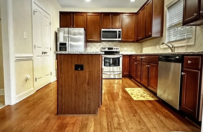 4028 Lemuel Farm Rd in Fayetteville, NC - Building Photo - Building Photo