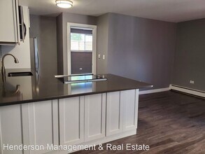 341 N Garfield Ave in Loveland, CO - Foto de edificio - Building Photo