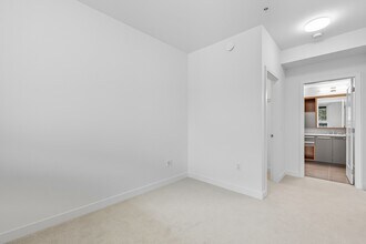 13788-13776 76 Ave in Surrey, BC - Building Photo - Building Photo
