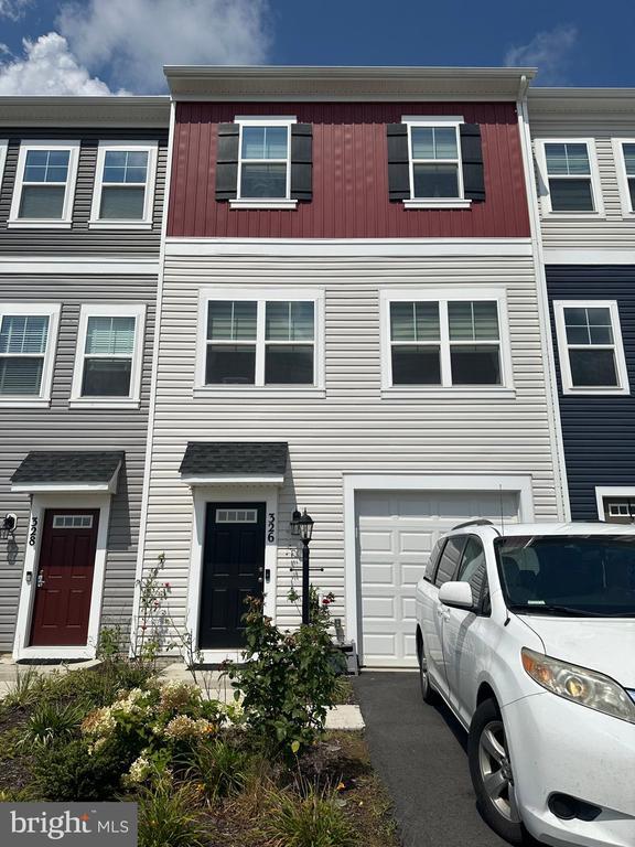 property at 326 Starry Way Dr