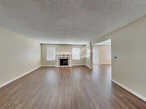 1404 Round Lake Rd in Greenwood, IN - Building Photo - Building Photo