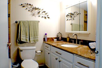 7479 SE Eagle Ave in Hobe Sound, FL - Building Photo - Building Photo