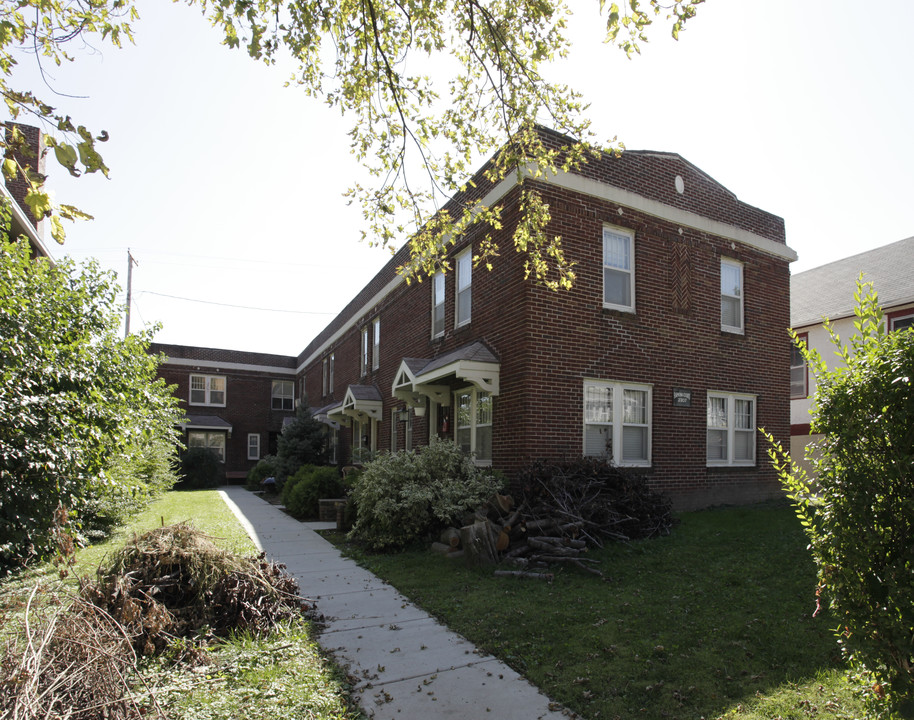 Ramona Court in Omaha, NE - Foto de edificio