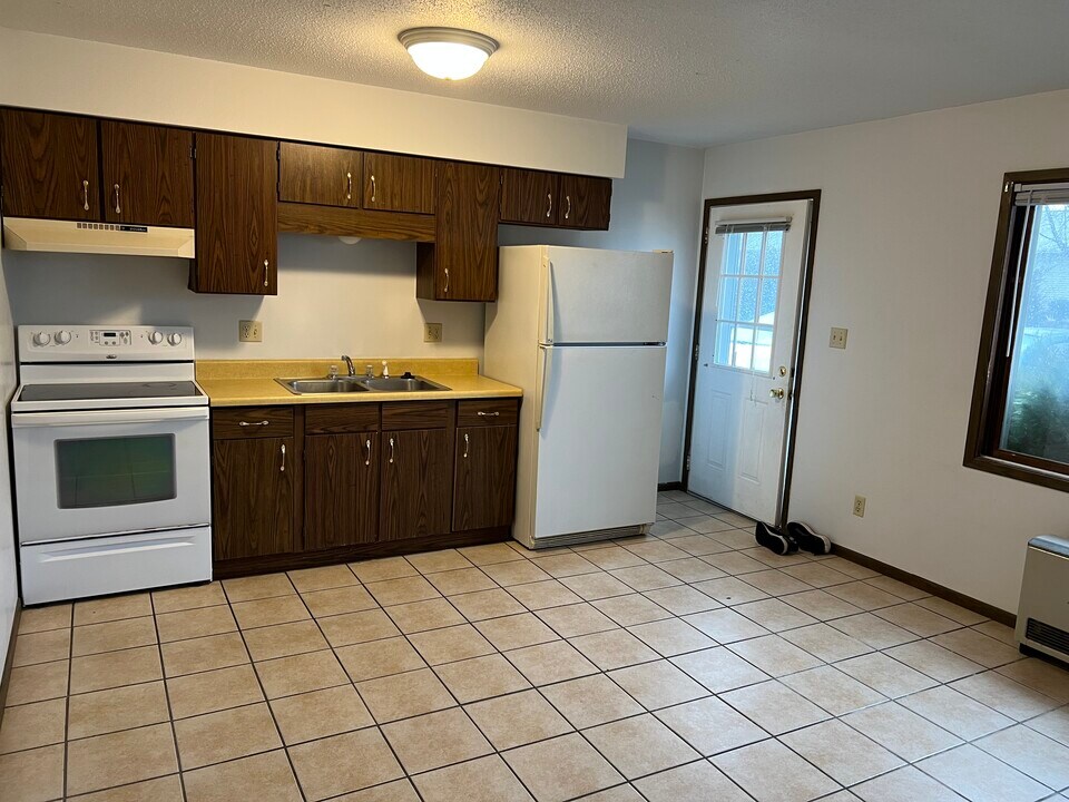 4680 Vasey Ave in Marion, IA - Building Photo