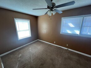 2020 16th St in Lubbock, TX - Foto de edificio - Building Photo