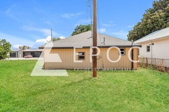 635 E 3rd St in Burkburnett, TX - Building Photo - Building Photo