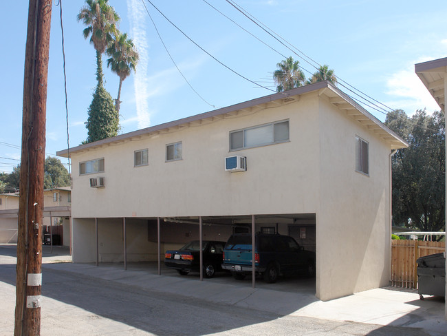 Potomac Apartments in Riverside, CA - Building Photo - Building Photo