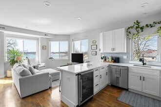 1400 Columbia Rd in Boston, MA - Building Photo - Building Photo