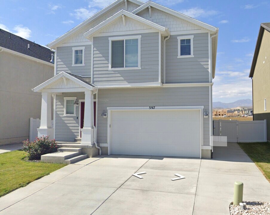 597 N Orchard Dr in Lehi, UT - Building Photo