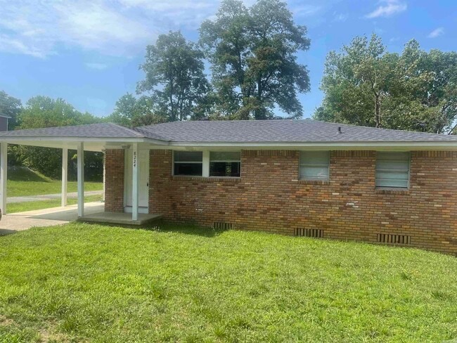 8224 W 37th St in Little Rock, AR - Building Photo - Building Photo