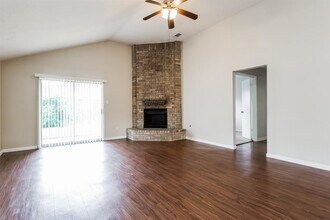 10538 Waving Fields Dr in Houston, TX - Building Photo - Building Photo