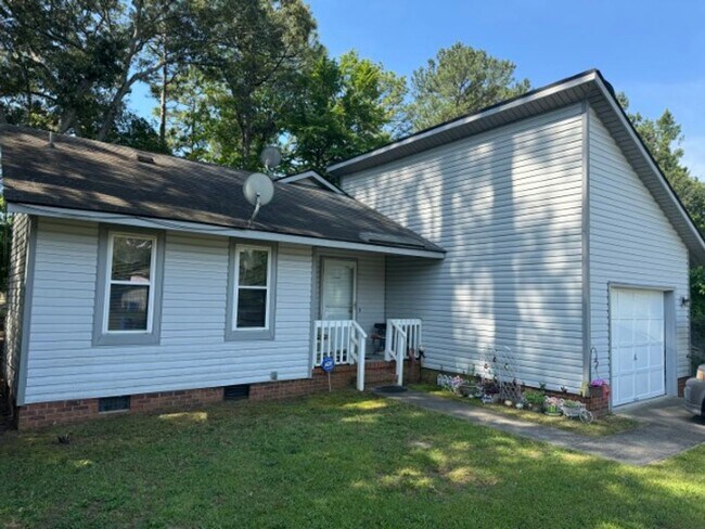 7307 Bass Dr in Fayetteville, NC - Building Photo - Building Photo