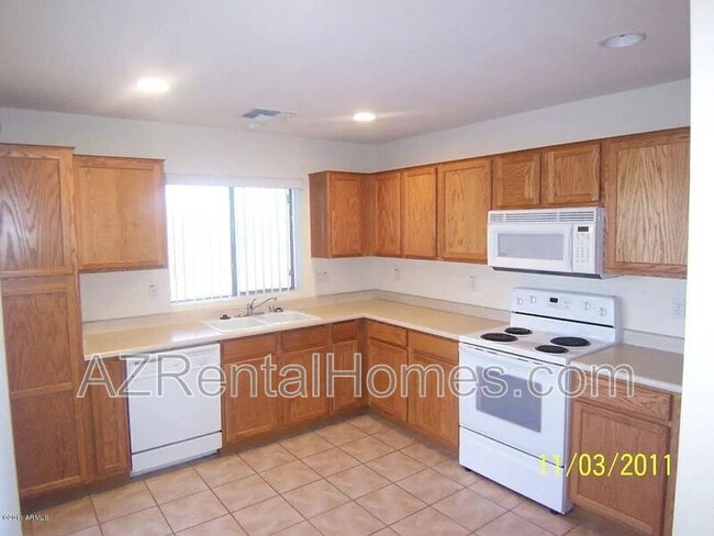 701 S 122nd Ave in Avondale, AZ - Building Photo - Building Photo