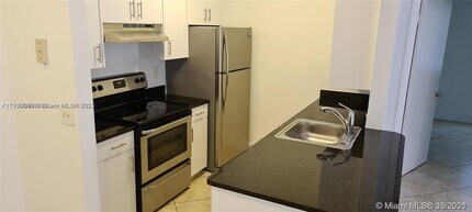 758 NW 103rd Terrace in Pembroke Pines, FL - Building Photo - Building Photo