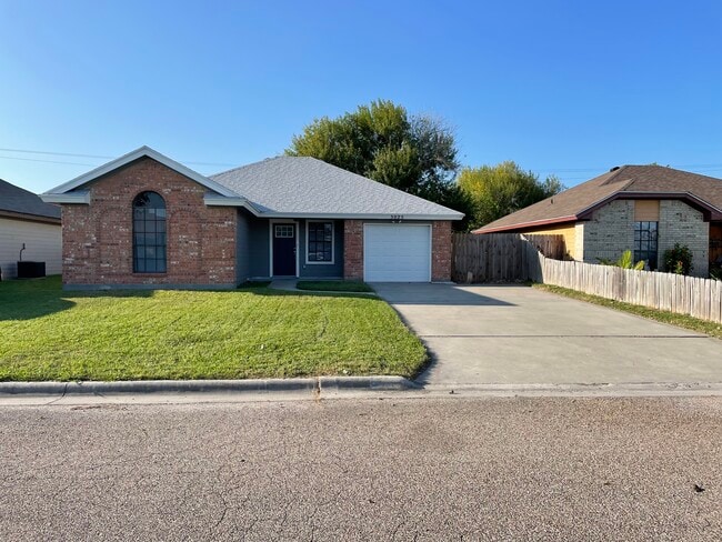 property at 3025 Westlake Dr