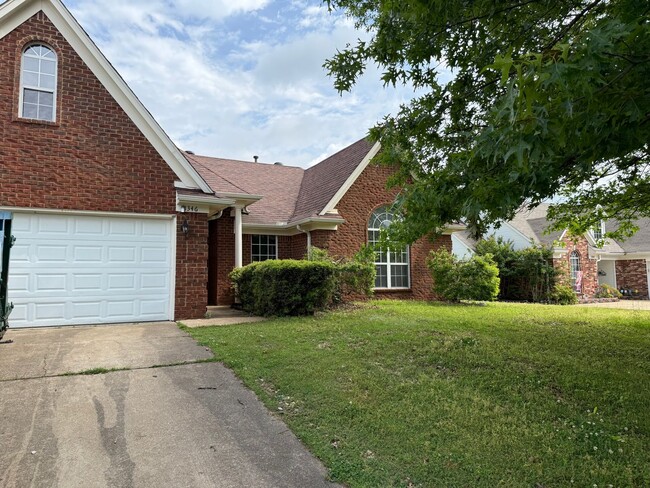 property at 1346 Pendulum Dr N