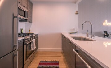 241 Atlantic (1 Month Free) in Brooklyn, NY - Building Photo - Building Photo