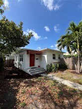 150 NE 59th St in Miami, FL - Building Photo - Building Photo