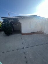 5850 Cedarglen Dr in Azusa, CA - Building Photo - Building Photo