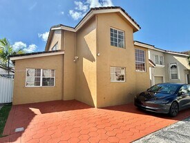 12672 NW 9th Way in Miami, FL - Building Photo