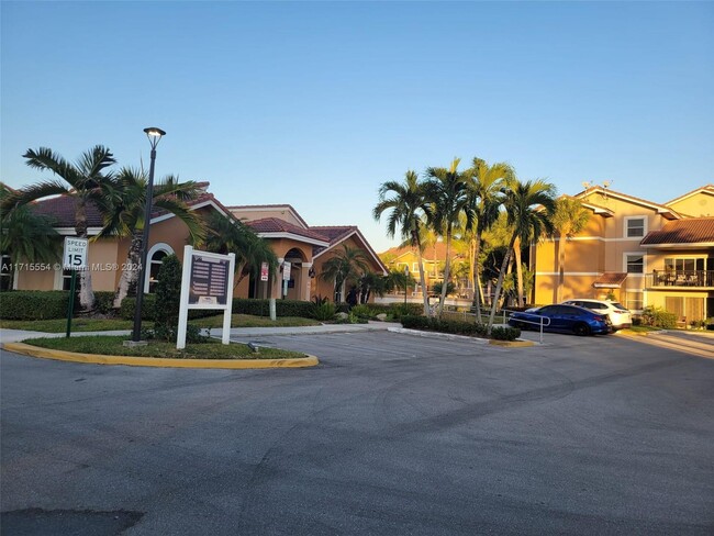 9055 Wiles Rd in Coral Springs, FL - Building Photo - Building Photo