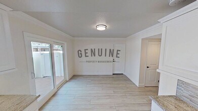 314 Alta Ln in Costa Mesa, CA - Building Photo - Building Photo
