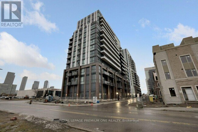 10 Honeycrisp Cres in Vaughan, ON - Building Photo - Building Photo