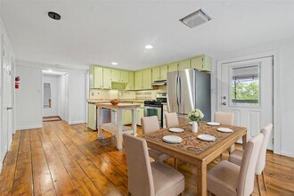 10 Broadway in Piermont, NY - Building Photo - Building Photo