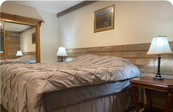 472 Freear Dr in Buellton, CA - Building Photo - Building Photo