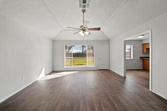 13719 Southline Rd in Sugar Land, TX - Building Photo - Building Photo