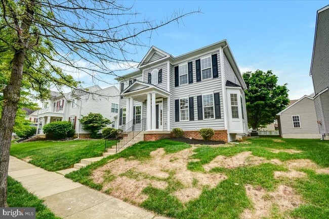 240 Davis St in Charles Town, WV - Building Photo - Building Photo