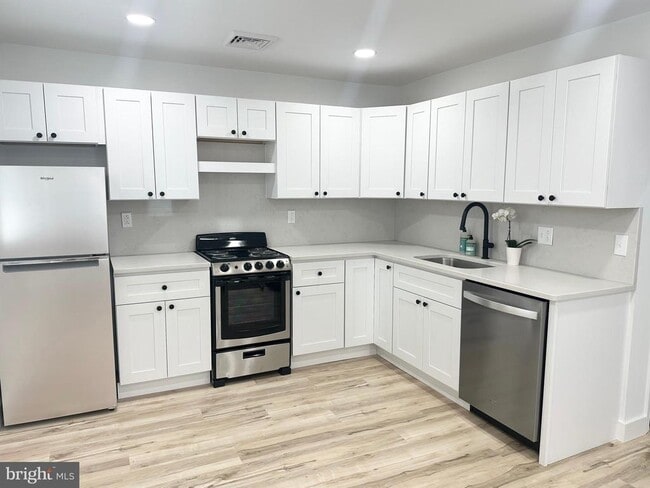 517 Newton Ave in Oaklyn, NJ - Building Photo - Building Photo