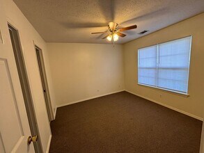 1417 N Greenwich Ave in Russellville, AR - Building Photo - Building Photo