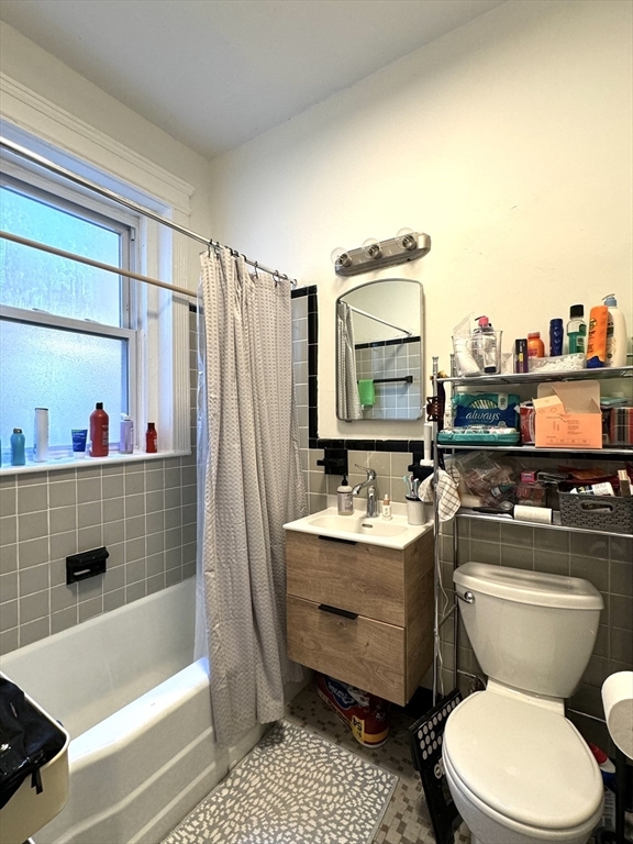 214 Harvard Ave, Unit 6 in Boston, MA - Building Photo - Building Photo