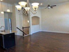 587 Hampshire Dr in Lewisville, TX - Building Photo - Building Photo