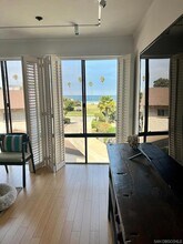8263 Camino Del Oro, Unit 279 in San Diego, CA - Building Photo - Building Photo