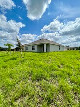 2518 NE 6th Pl in Cape Coral, FL - Building Photo - Building Photo