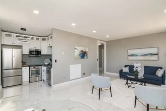 140 Chestnut St in Springfield, MA - Building Photo - Building Photo